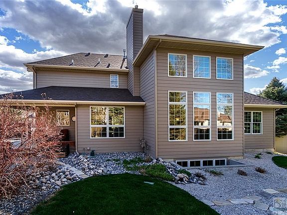 4th image of 2614 Huckleberry Ln N