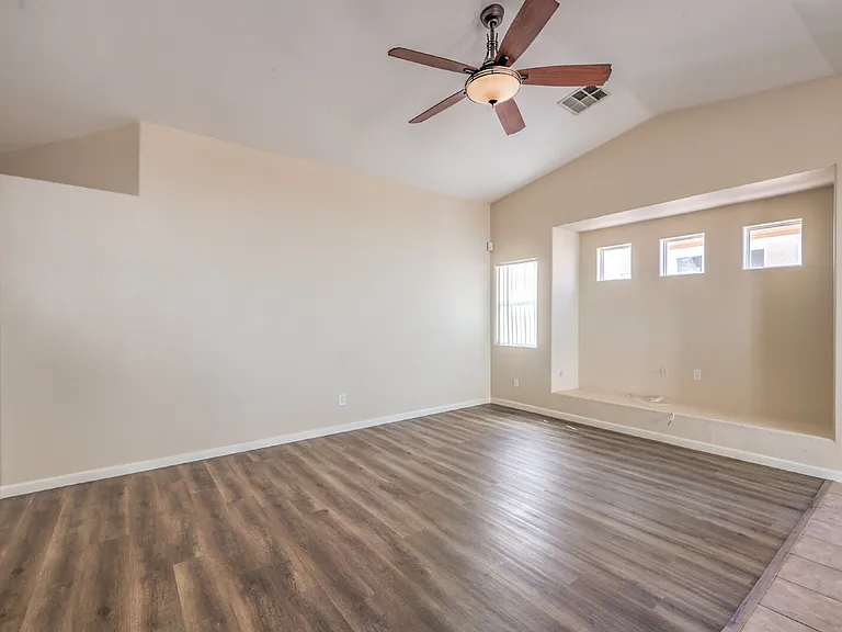526 Regal Robin Way — Photo 5
