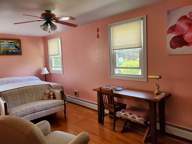 1 Thornapple Rd — Photo 4