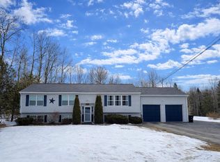 2094 Glenwood Avenue, Hermon, ME 04401