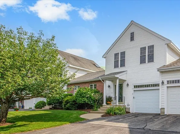 12 Marisa Ln Unit 12, Walpole, MA 02081