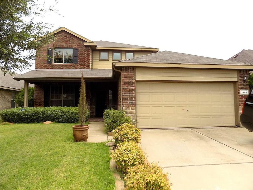 1st image of 1509 Wickham Dr