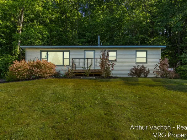9089 Fulton St E, Ada, MI 49301