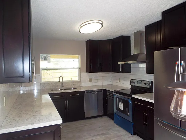 1268 Pinetta Cir — Photo 3