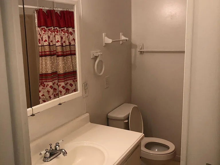 9 Woodland Hills Dr #3 — Photo 7