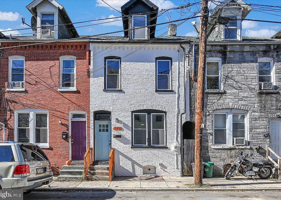 1st image of 540 Locust St