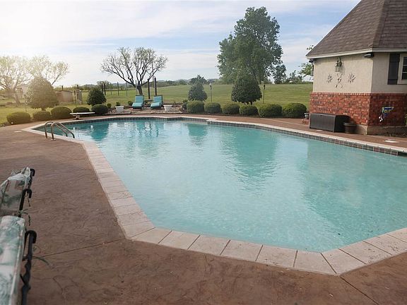 2nd image of 12300 NW Pecan Creek Dr