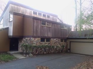 85 Circle Rd, Staten Island, NY 10304