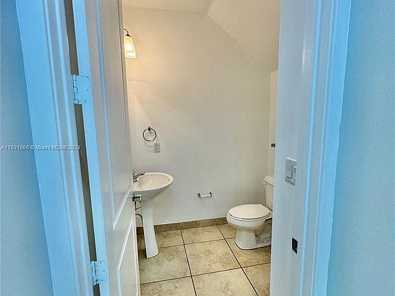 4th image of 2844 SW 81st Ter #2860