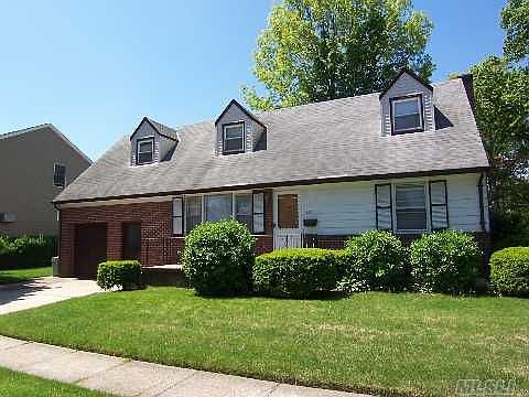 1st image of 431 Burkhard Ave