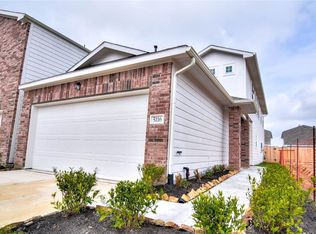 5116 Dauntless Dr, Houston, TX 77066