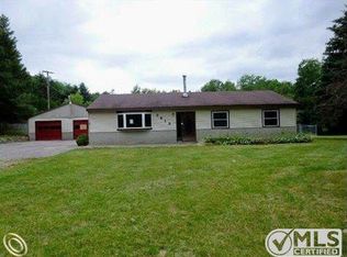 5913 Mason Rd, Fowlerville, MI 48836