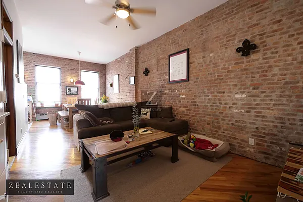 Rented by ZealEstate Group Inc | media 30