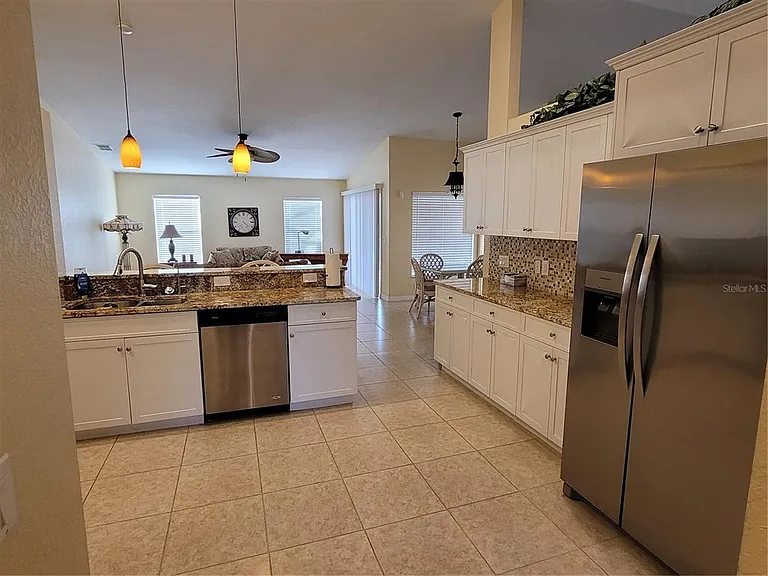 9458 Modesto Cir — Photo 14