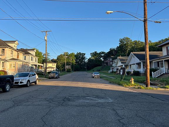 5th image of 341 McConnell Ave