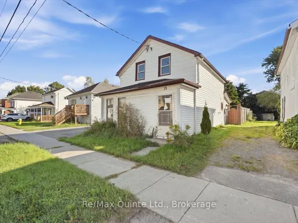 13 Boswell St, Belleville, ON K8P 3K7