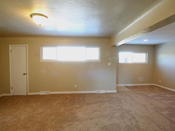 5th image of 2250 W Gill Pl