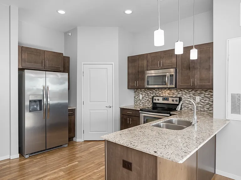 5. Aspen E - Kitchen_Reverse 5. Aspen E - Kitchen_Reverse