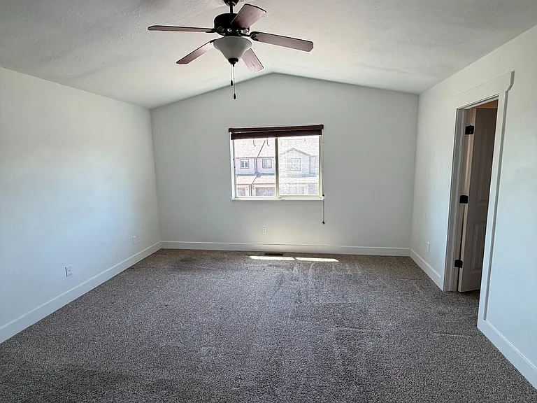 4 Arnold Dr — Photo 16