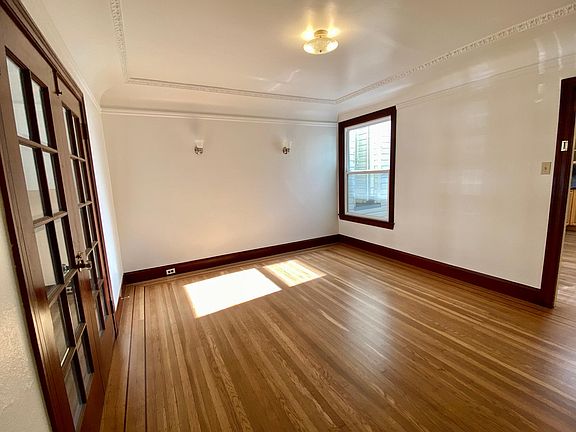 2nd image of 1927 18th Ave #1