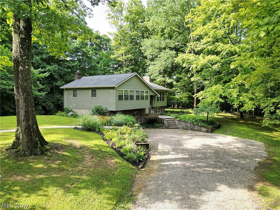 1st image of 210 Camp Ln