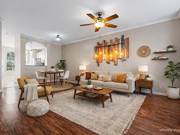 5th image of 5733 Corbon Crest Ln