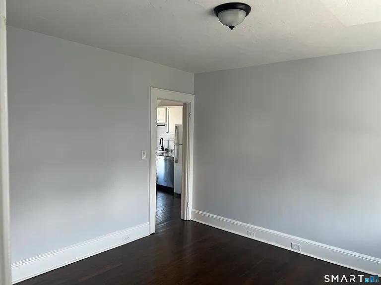 24 Circular Ave #3B — Photo 7