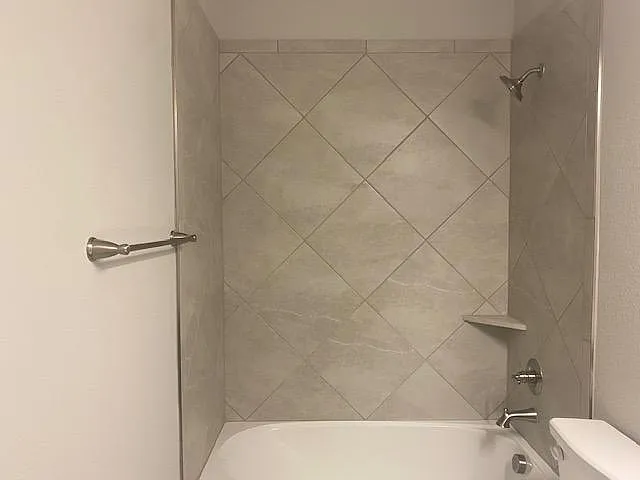 215 Jacaranda Dr — Photo 11