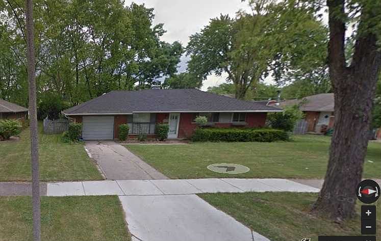1st image of 1625 N Chestnut Ave