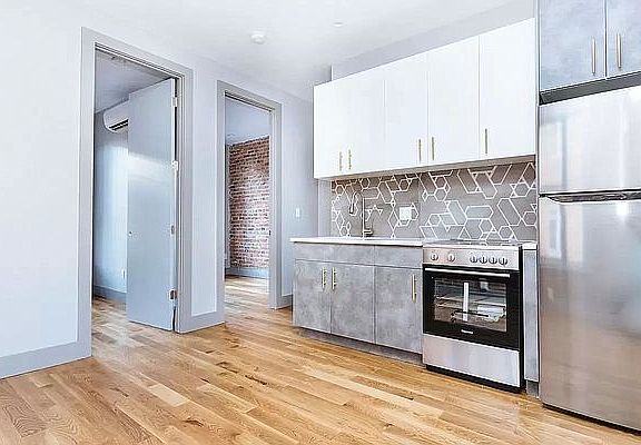 2nd image of 461 Saratoga Ave #2BG
