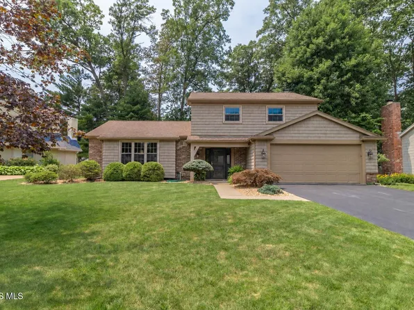 4531 Vicksburg Dr, Sylvania, OH 43560