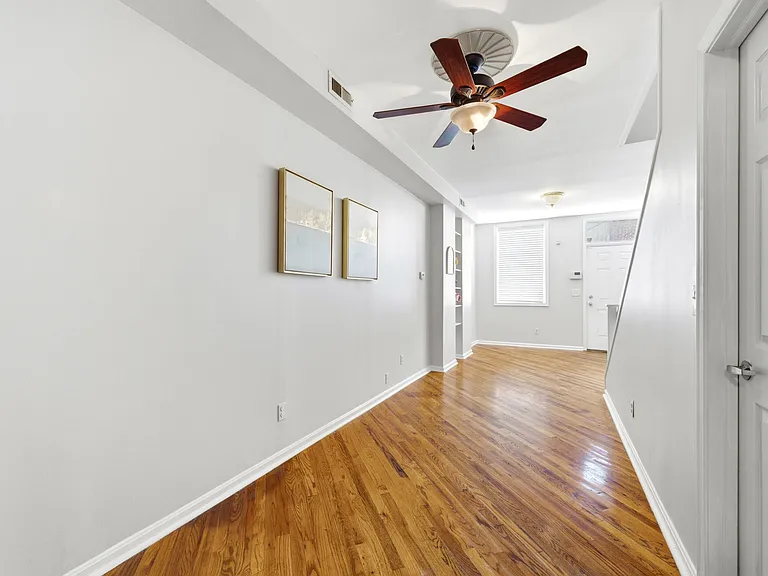 928 N Bambrey St — Photo 15