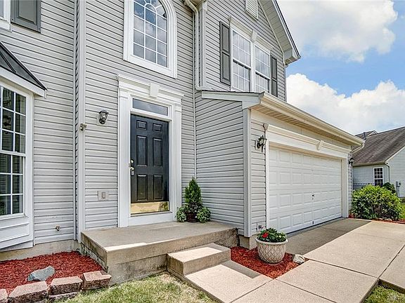 3rd image of 10141 Edgerton Dr