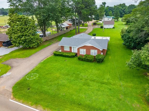 1793 Hollowell Dr, Oxford, MS 38655