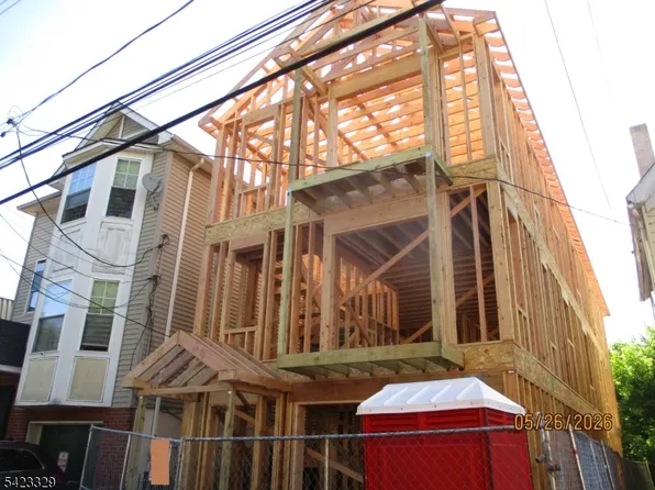 71 N 14Th St, Newark City, NJ 07107