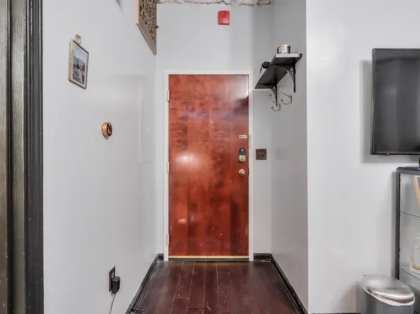 32 Peachtree St NW APT 602, Atlanta, GA 30303