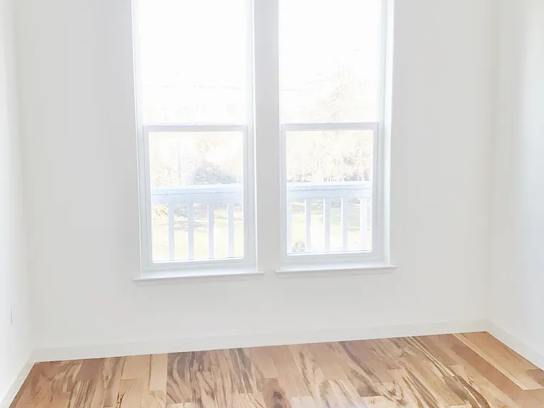 857 Donovan Way — Photo 3