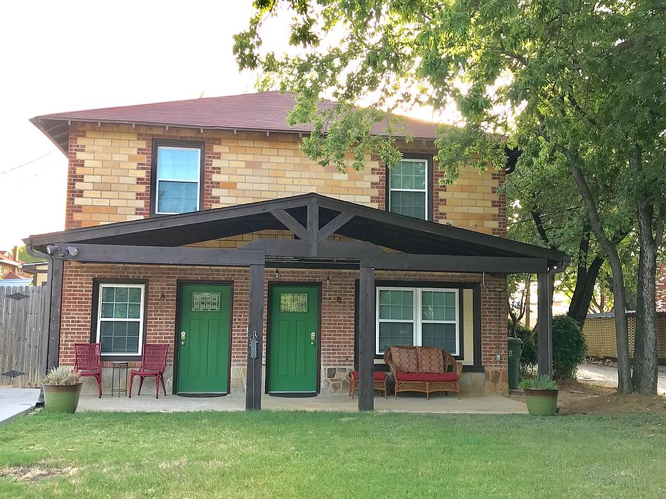 1st image of 404 N Elm St APT A