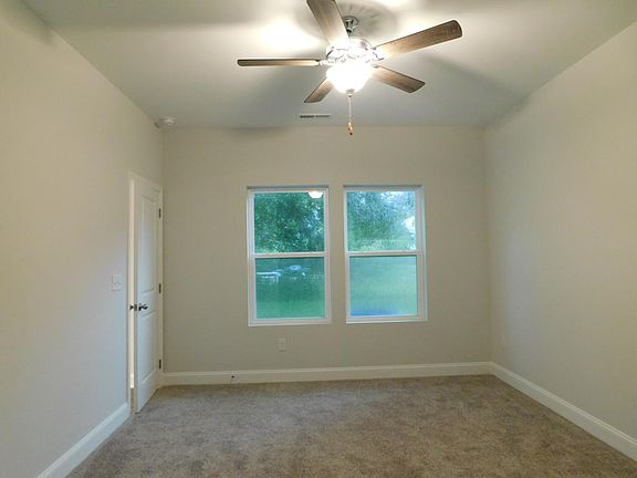 3rd image of 409 Trevally Ct