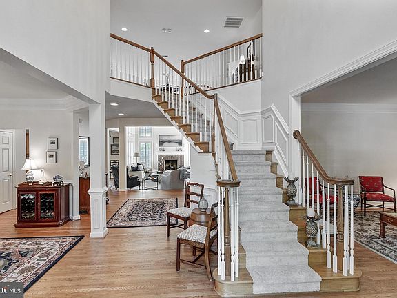 4th image of 8911 Grist Mill Woods Ct