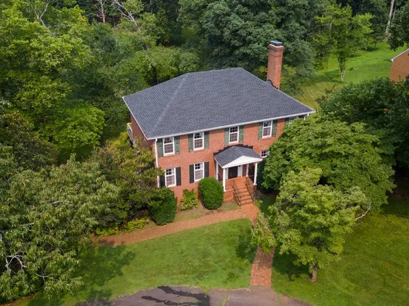 1960 Pheasant Ln, Charlottesville, VA 22901