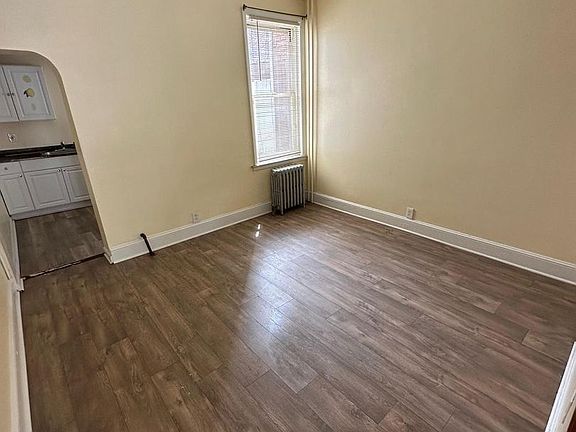 3rd image of 4335 Orchard St