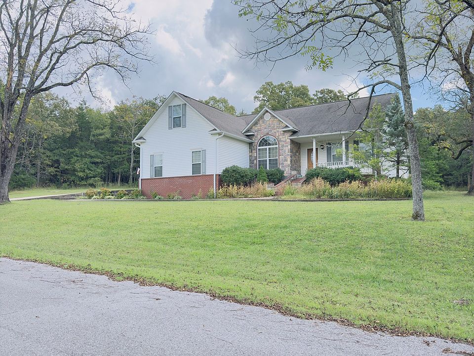 1st image of 391 Jane Dr