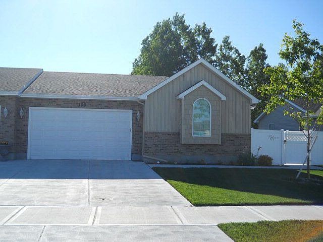 1st image of 399 Ensign Dr