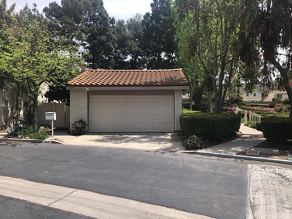 3rd image of 2218 Wetstone Dr