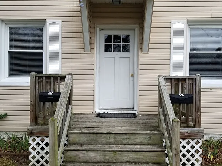 412 Forrest Ave — Photo 2