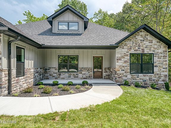 3rd image of 122 Knollwood Ln Lot 427