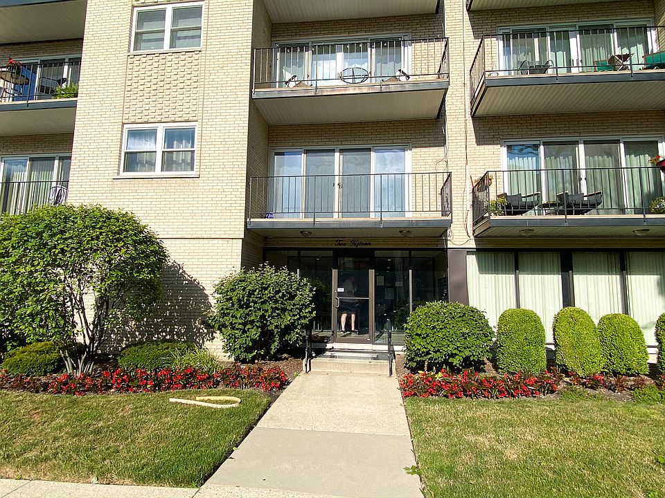 1st image of 215 Marengo Ave APT 4F