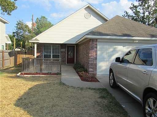 1st image of 2303 Hardwood Dr