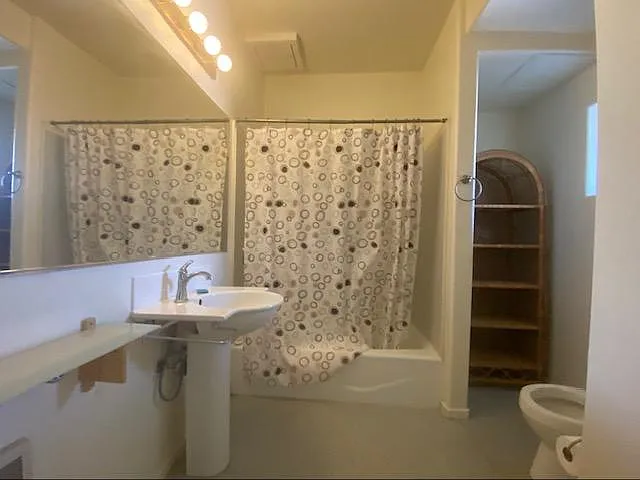 1849 Shattuck Ave #304 — Photo 3